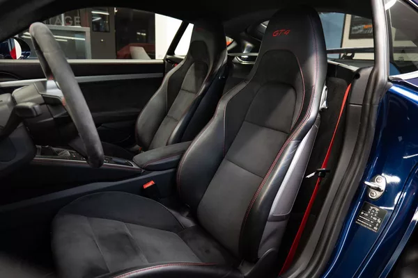 Porsche Cayman 718 GT4 BOSE/Alcantara/Manuál - foto 8