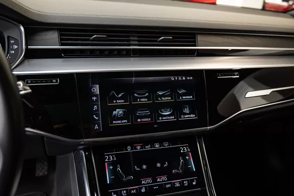 Audi A8 Vzduch. podvozek/Masážní sedad - foto 14