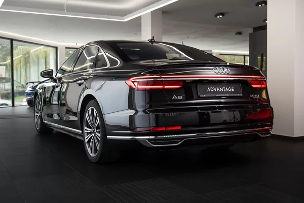 Audi A8 Vzduch. podvozek/Masážní sedad - foto 4