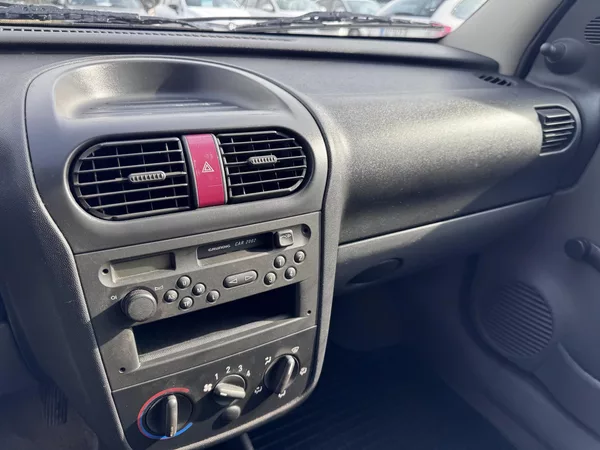 Opel Combo 1.7 DTi, 5-ti místné, TK 12/27 - foto 11