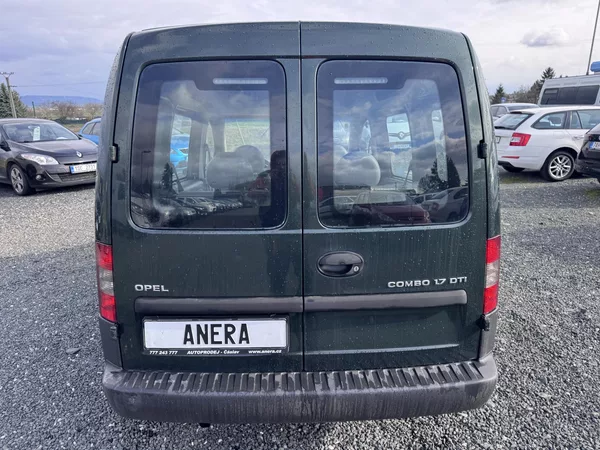Opel Combo 1.7 DTi, 5-ti místné, TK 12/27 - foto 7
