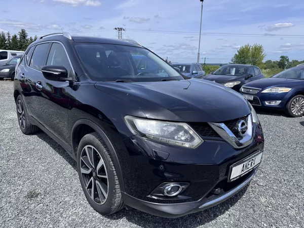 Nissan X-Trail 1.6 DCi,96 kW automat,1.Maj,ČR