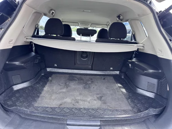 Nissan X-Trail 1.6 DCi,96 kW automat,1.Maj,ČR - foto 16