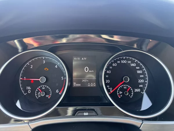 Volkswagen Touran 2.0 TDi, 110 kW, 97 tis km - foto 12