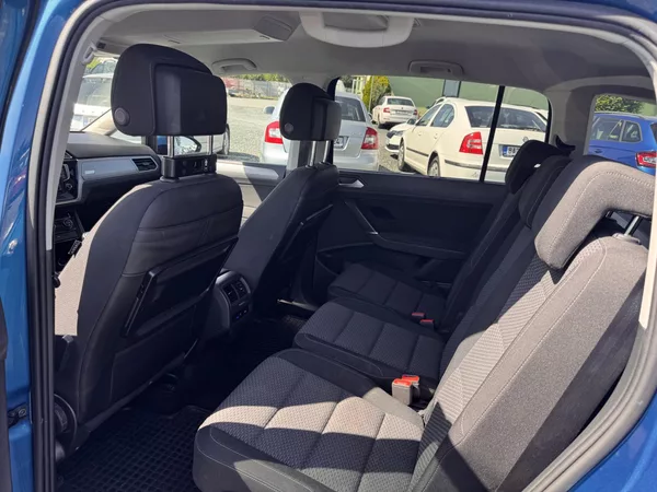 Volkswagen Touran 2.0 TDi, 110 kW, 97 tis km - foto 14