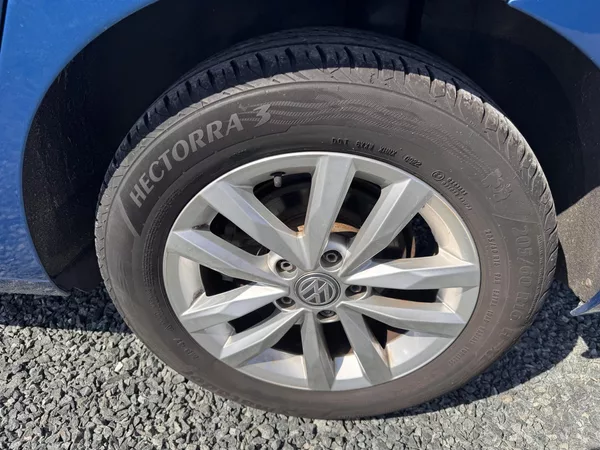 Volkswagen Touran 2.0 TDi, 110 kW, 97 tis km - foto 8