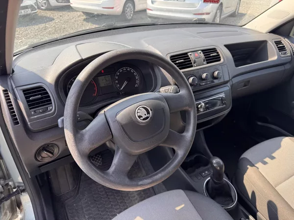 Škoda Fabia II 1.2 12V kombi,2010,STK 6/28 - foto 10