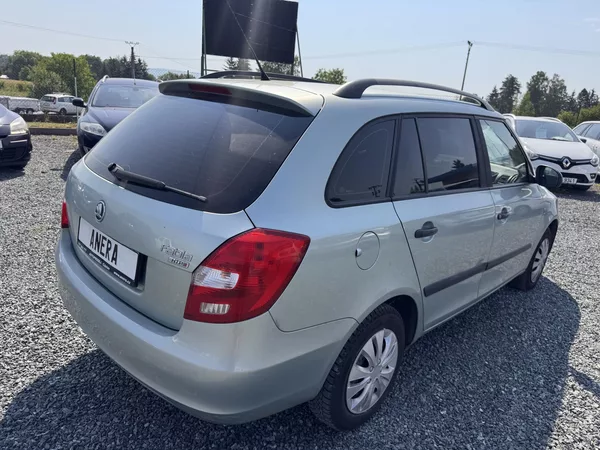 Škoda Fabia II 1.2 12V kombi,2010,STK 6/28 - foto 6