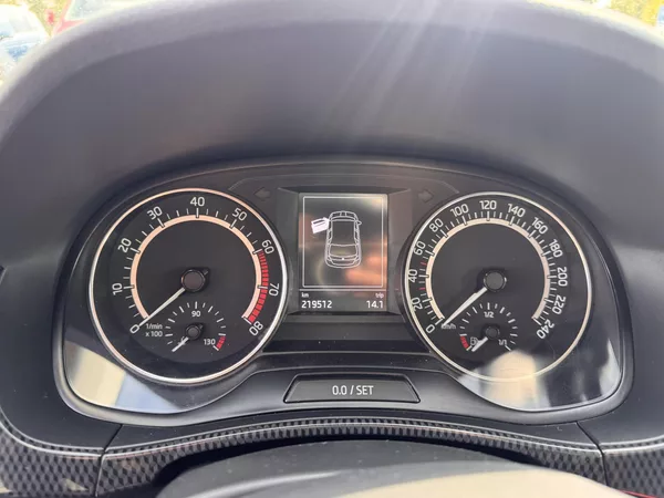 Škoda Fabia III MONTE CARLO, 1.0 TSi, 70kW - foto 12