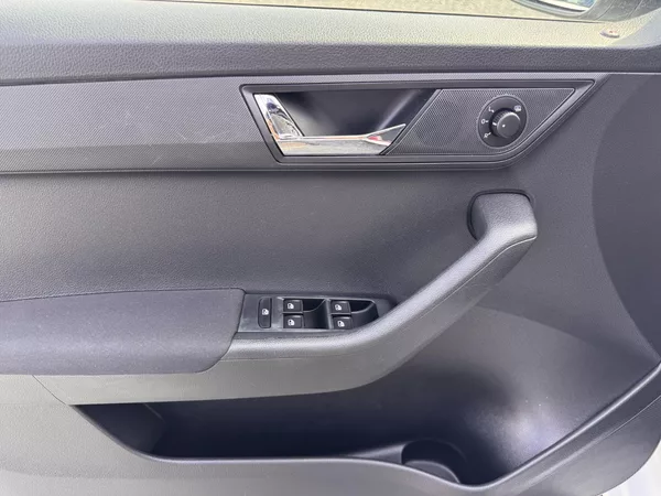 Škoda Fabia III MONTE CARLO, 1.0 TSi, 70kW - foto 13