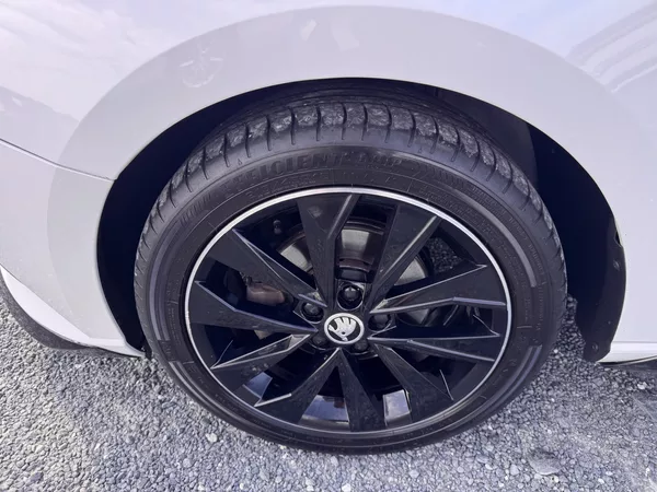 Škoda Fabia III MONTE CARLO, 1.0 TSi, 70kW - foto 4