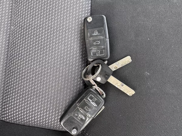 Škoda Octavia II 1.9 TDi,2.Majitel, kombi,ČR - foto 18