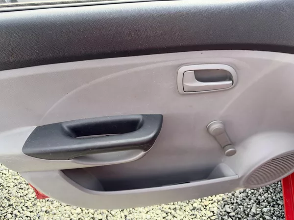 Kia Picanto 1.0i,152 tis km - foto 12