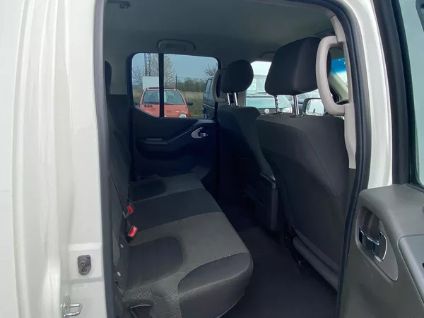 Nissan Navara 2.5 DCi 140 kW , DOUBLE CAB - foto 19