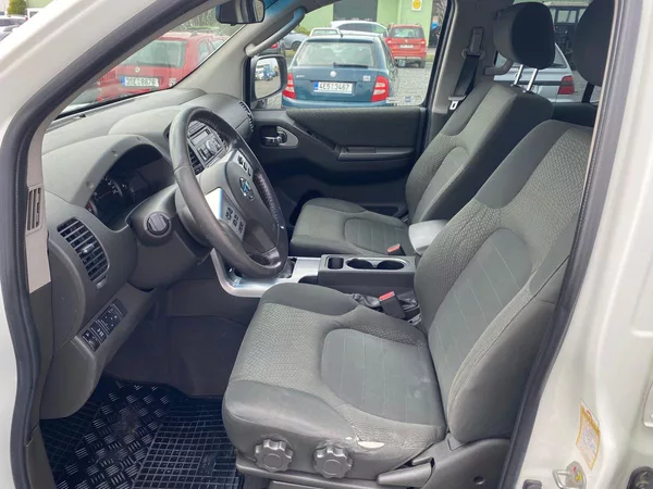 Nissan Navara 2.5 DCi 140 kW , DOUBLE CAB - foto 9