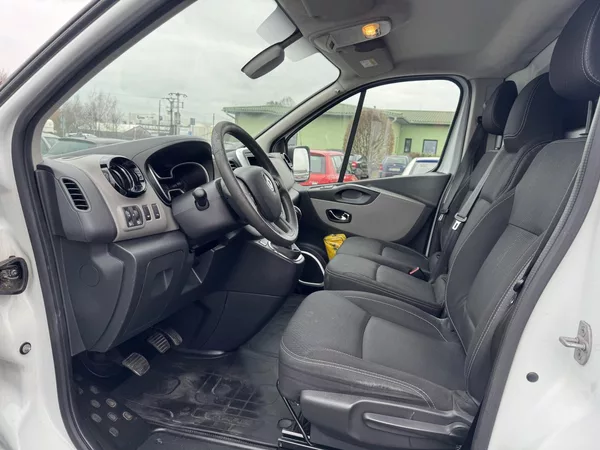 Renault Trafic 1.6 DCi,107 kW , 1.Majitel, ČR - foto 8