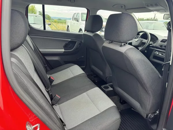Škoda Fabia II 1.4 16V, 117 tis km, 1.Maj - foto 16