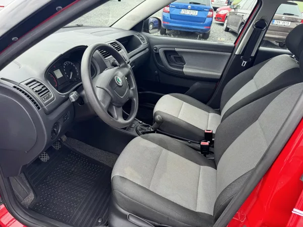 Škoda Fabia II 1.4 16V, 117 tis km, 1.Maj - foto 9