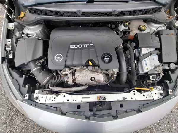 Opel Astra 1,6 CDTI ECOFlex - foto 12