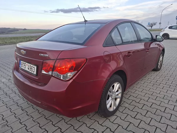 Chevrolet Cruze 1,8 16V - foto 3