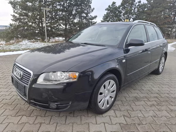 Audi A4 2,0 TDI - foto 2