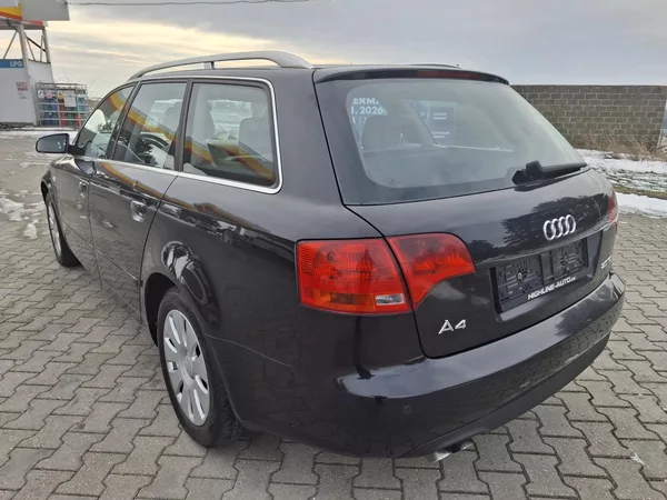 Audi A4 2,0 TDI - foto 4