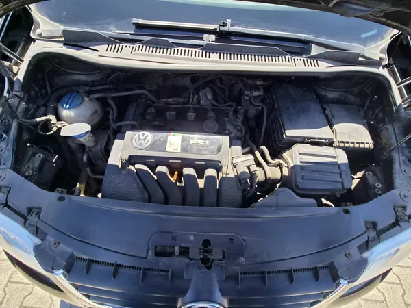 Volkswagen Touran 2,0 TSi 7 míst - foto 10