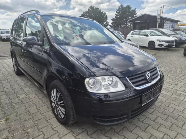Volkswagen Touran 2,0 TSi 7 míst - foto 2