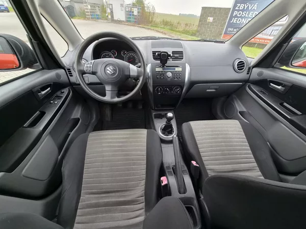 Suzuki SX4 1,5 GL/AC,1 maj.ČR - foto 6