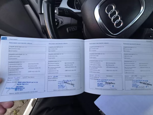 Audi A4 2,0 TDI - foto 18