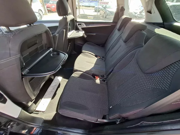 Citroën C4 Picasso 1,6 HDi - foto 7
