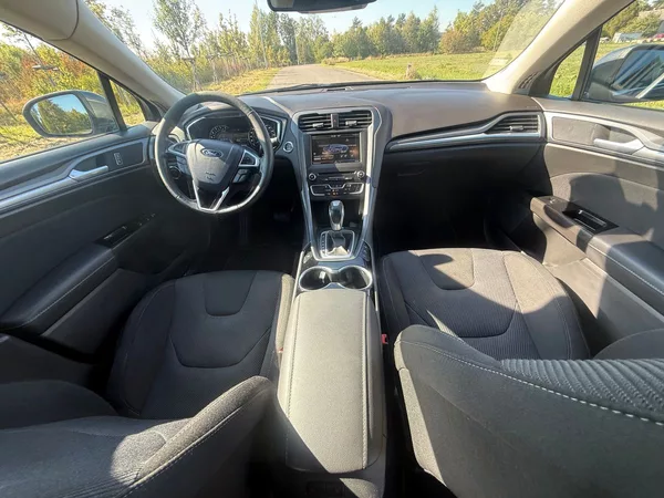 Ford Mondeo 2,0 Tdci Liftback Automat - foto 11