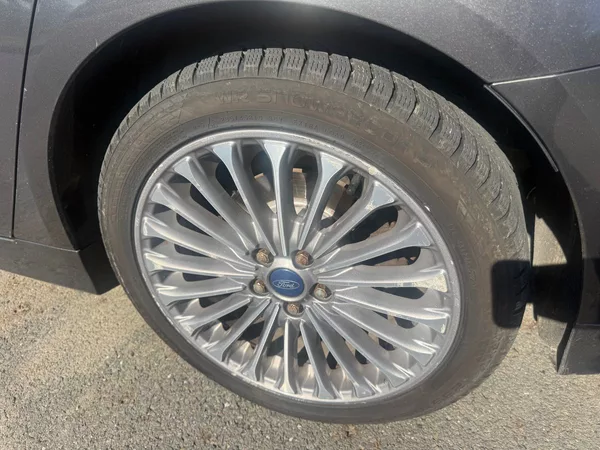 Ford Mondeo 2,0 Tdci Liftback Automat - foto 16