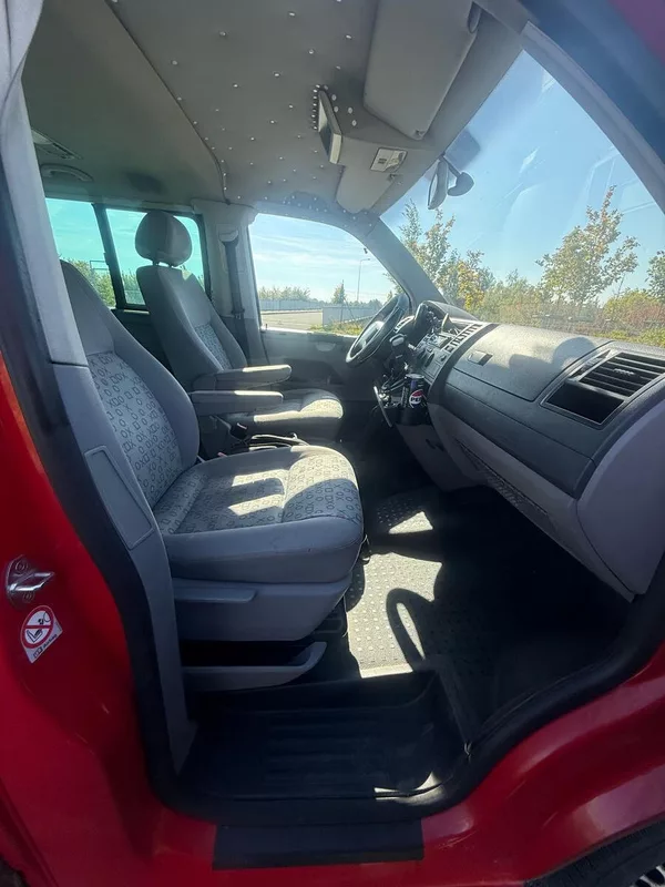 Volkswagen Transporter 2,5 TDI 128 kW AUTOMAT 6 MÍST - foto 11