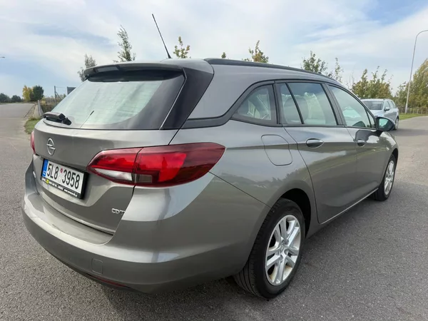 Opel Astra SPORTS TOURER 1,6 TDI 54000KM - foto 5