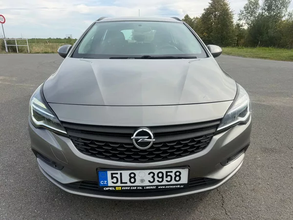 Opel Astra SPORTS TOURER 1,6 TDI 54000KM - foto 8