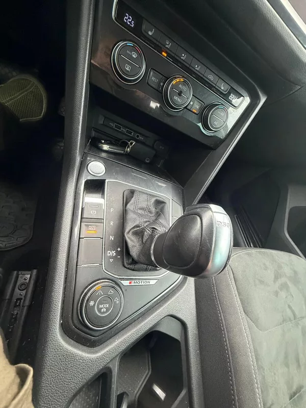 Volkswagen Tiguan 2,0 132 kW 4X4 AUTOMAT - foto 16