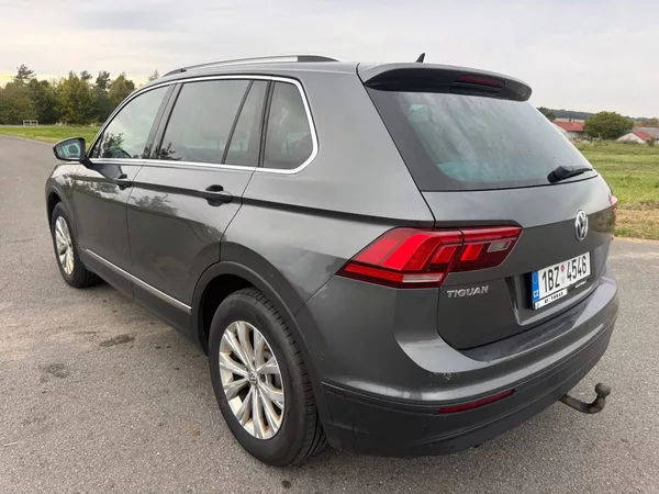 Volkswagen Tiguan 2,0 132 kW 4X4 AUTOMAT - foto 3