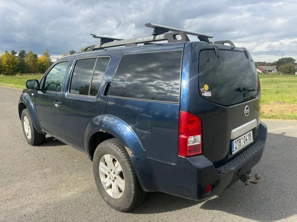 Nissan Pathfinder 2,5 DCI TZ 3000 KG - foto 3