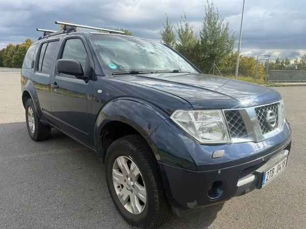 Nissan Pathfinder 2,5 DCI TZ 3000 KG - foto 7