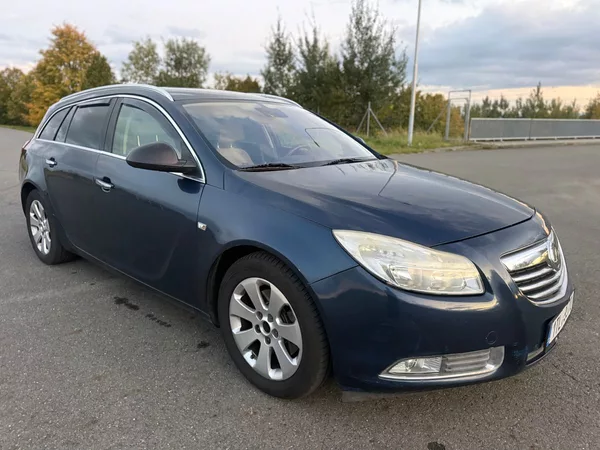 Opel Insignia 2,0 118 kW KOMBI - foto 7