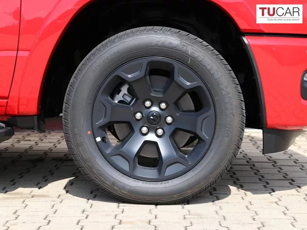 RAM 1500 BigHorn 3.0 TwinTurbo - foto 9