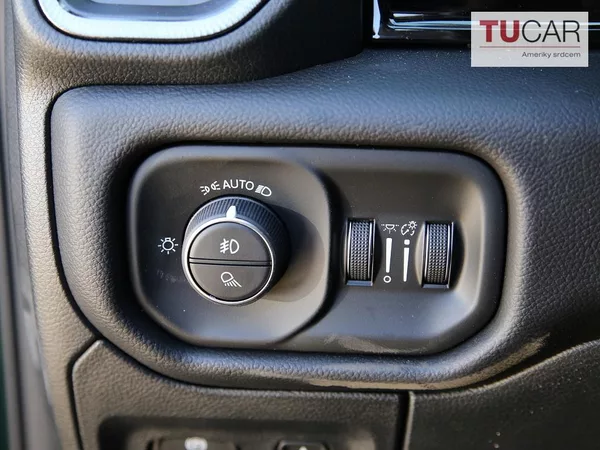 RAM 1500 Longhorn Sport 5.7 V8 Hemi - foto 37