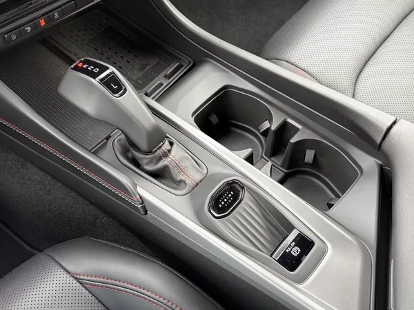 Dodge Charger R/T SixPack 420Hp AWD - foto 31