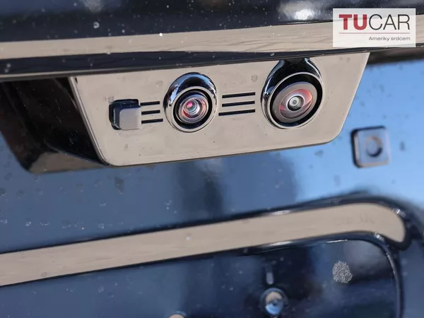 GMC Yukon Denali 6.2 V8 - foto 11