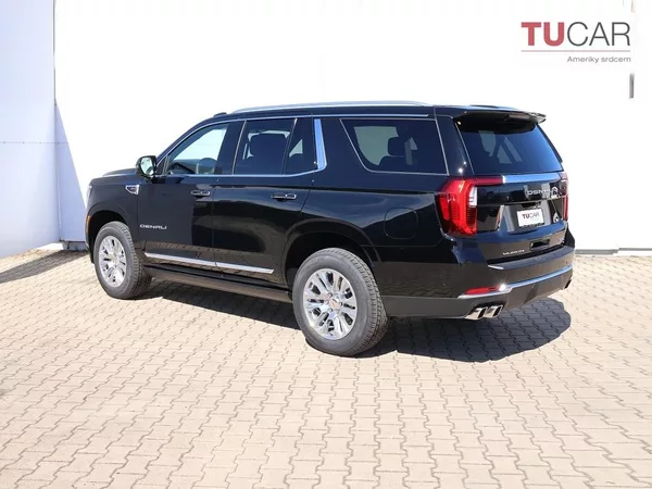 GMC Yukon Denali 6.2 V8 - foto 4