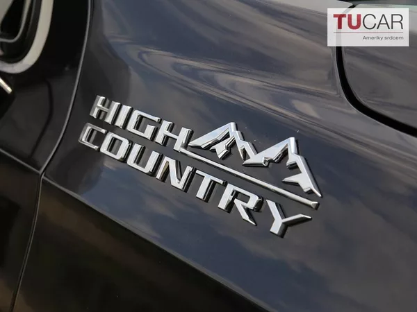 Chevrolet Suburban 6.2 V8 High Country - foto 13