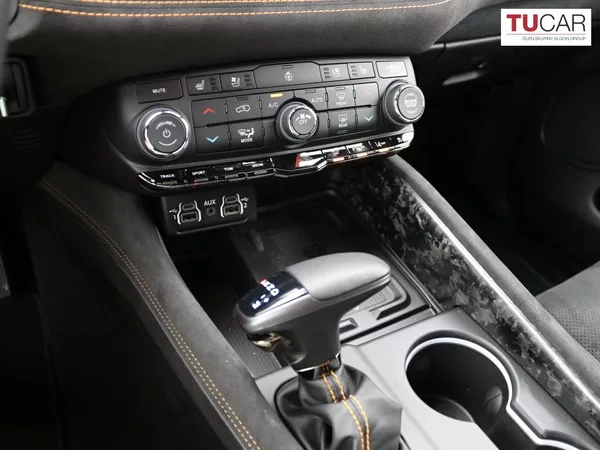 Dodge Durango 5,7 V8 HEMI ORANGE Tow N Go - foto 22