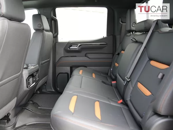 GMC Sierra AT4 6.2 V8 - foto 7