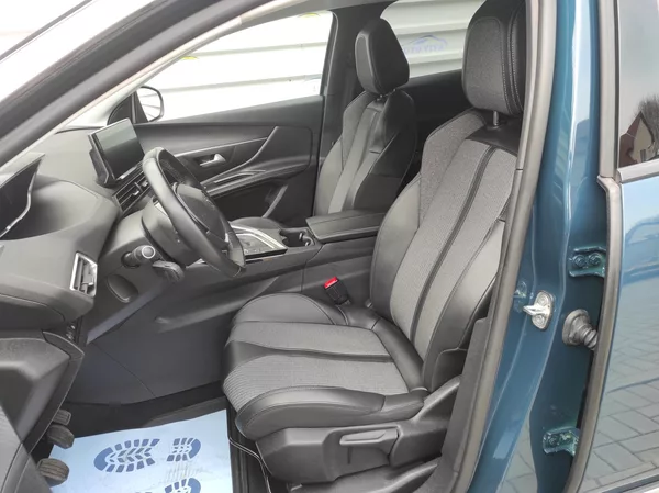 Peugeot 3008 1,5BlueHDi S&S, ALLURE, ČR - foto 12